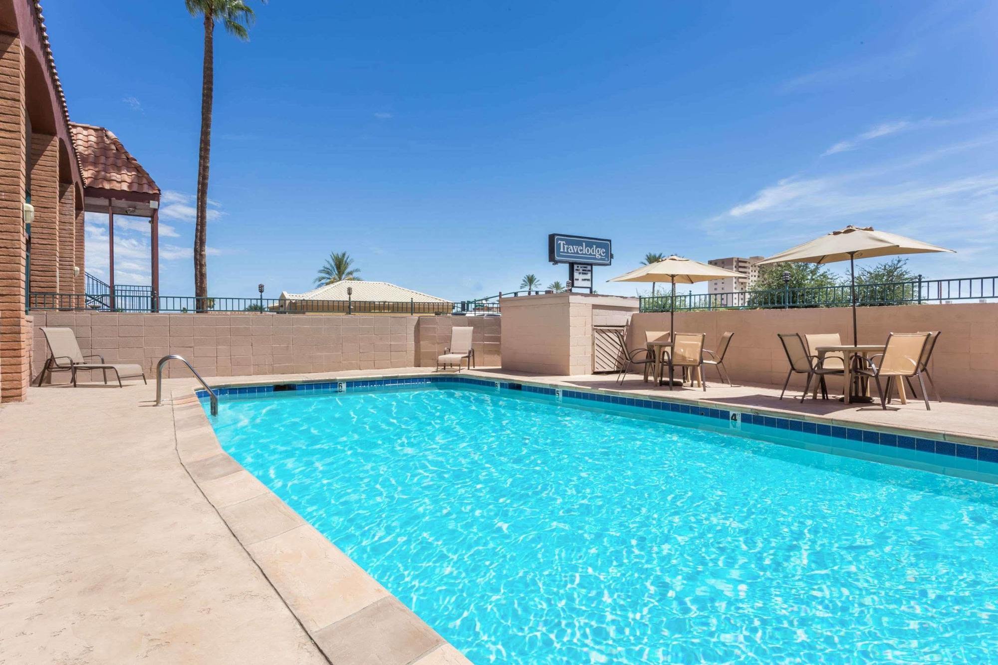 Travelodge By Wyndham Mesa Exterior foto